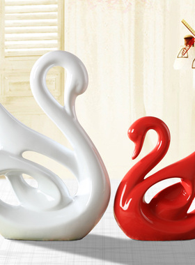 摆件家居饰品创意现代客厅t电视酒柜装饰小工艺品玄关陶瓷天鹅摆