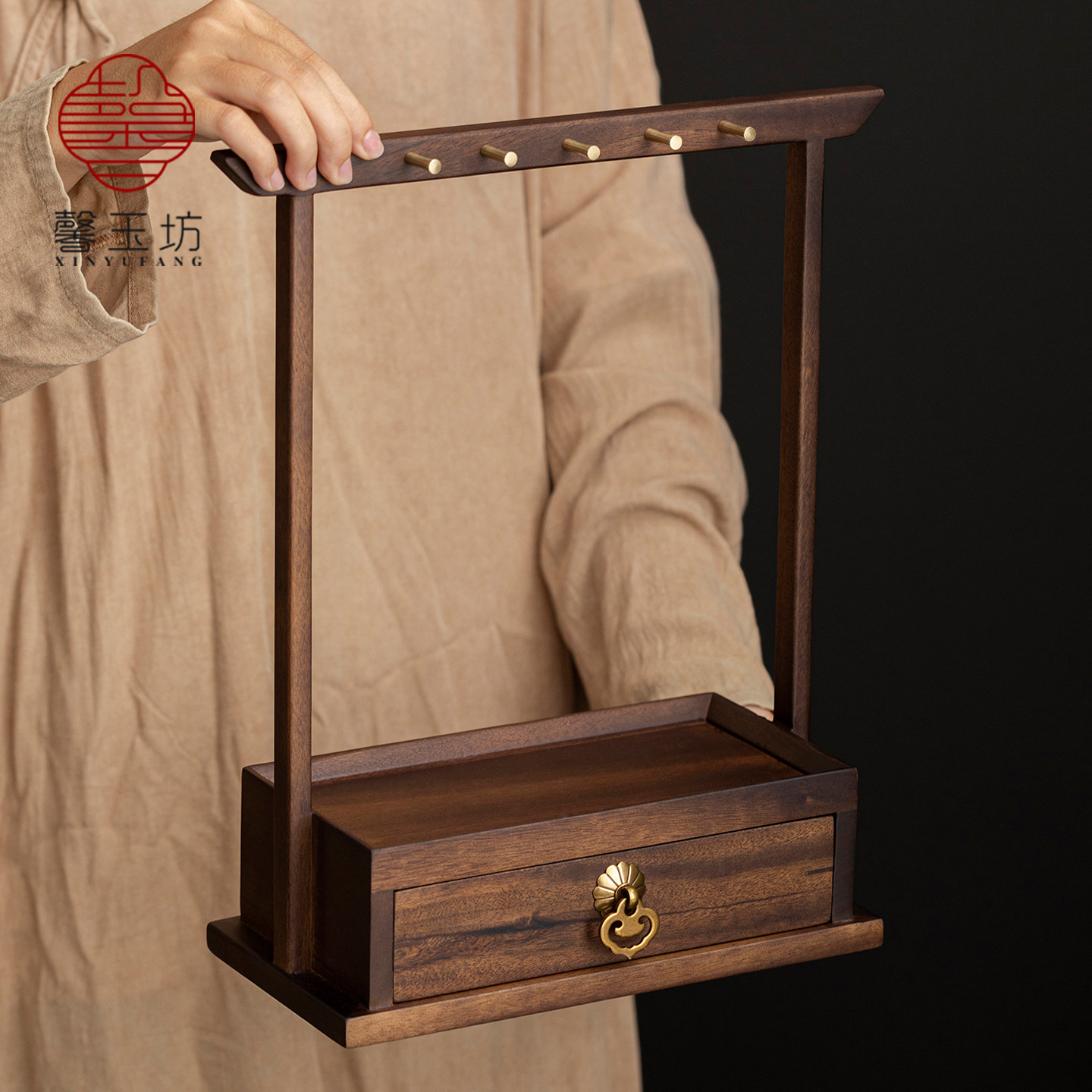 中式胡桃木笔挂毛笔架实木文房四宝收纳盒文玩手串高档置物架摆件