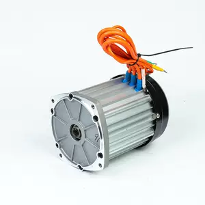 มอเตอร์สำหรับรถสามล้อไฟฟ้า 60/72V กำลัง 1300W, 1800W, 2200W, 2500W มีทั้งแบบมีแปรงและไร้แปรง พร้อมมอเตอร์ระบบเกียร์แบบไดเฟอเรนเชียล