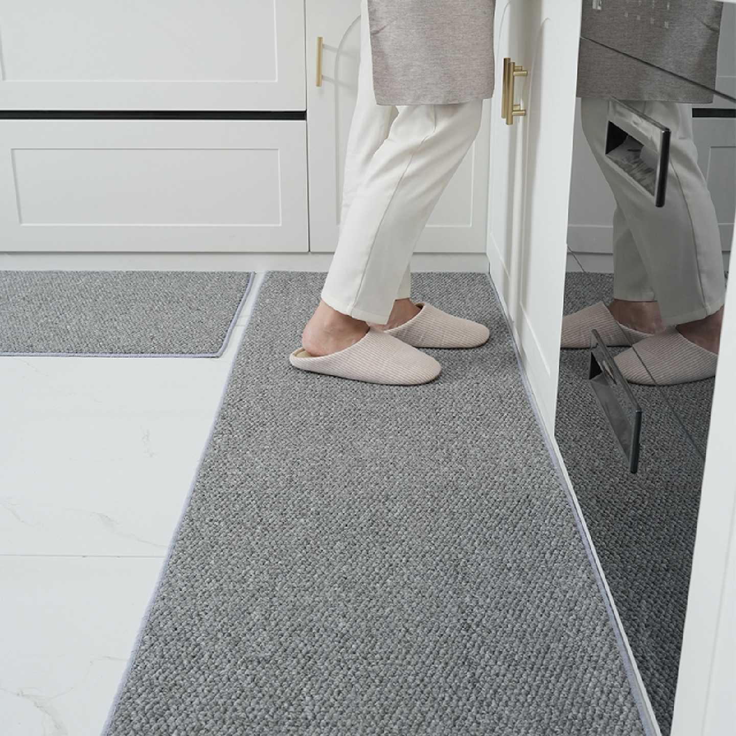 Kitchen floor mats are non-slip, oil-proof, waterproof, stain-proof, no-wash, dirt-resistant, entrance door mats, imitation sisal and jute strip carpets