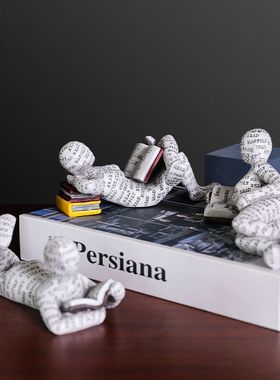 欧式轻奢读书人桌边摆件客厅家居乔迁新居酒柜创意电视柜装饰现代