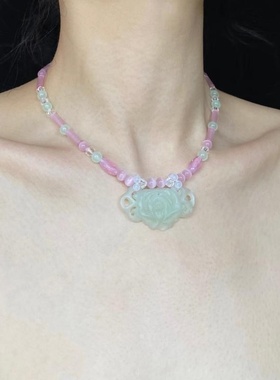 粉色吊坠项炼原创浮翠流丹新中式猫眼石拼水晶自带仙气滤镜2024新