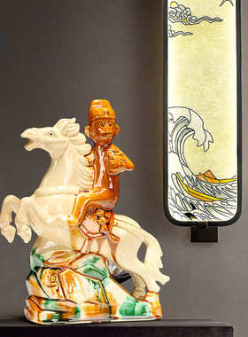 博艺萱马上有候陶瓷马摆件猴子骑马马到成功领导送礼办公桌装饰