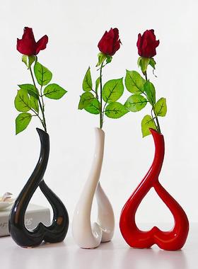 现代家饰 新房摆件 婚房摆设 工艺礼品 陶瓷花瓶 装饰品 心形花插