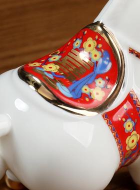 东方泥土 陶瓷马摆件工艺品 办公室工位桌面唐马装饰品小精致红色