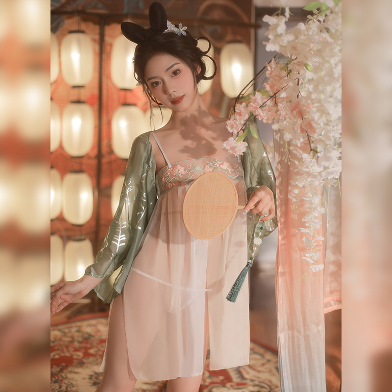 汉服古风情趣内衣激情床上免脱性感睡衣母狗战袍诱惑午夜魅力大码