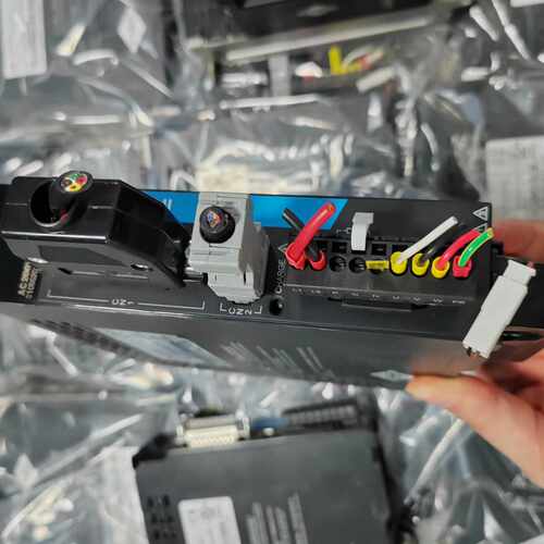 溢价-SV660PS2R8I，400w，280，MS1H4-40B - 图0