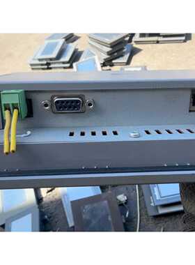 询价六个Smart 700触摸屏，型号6AV6 648-0