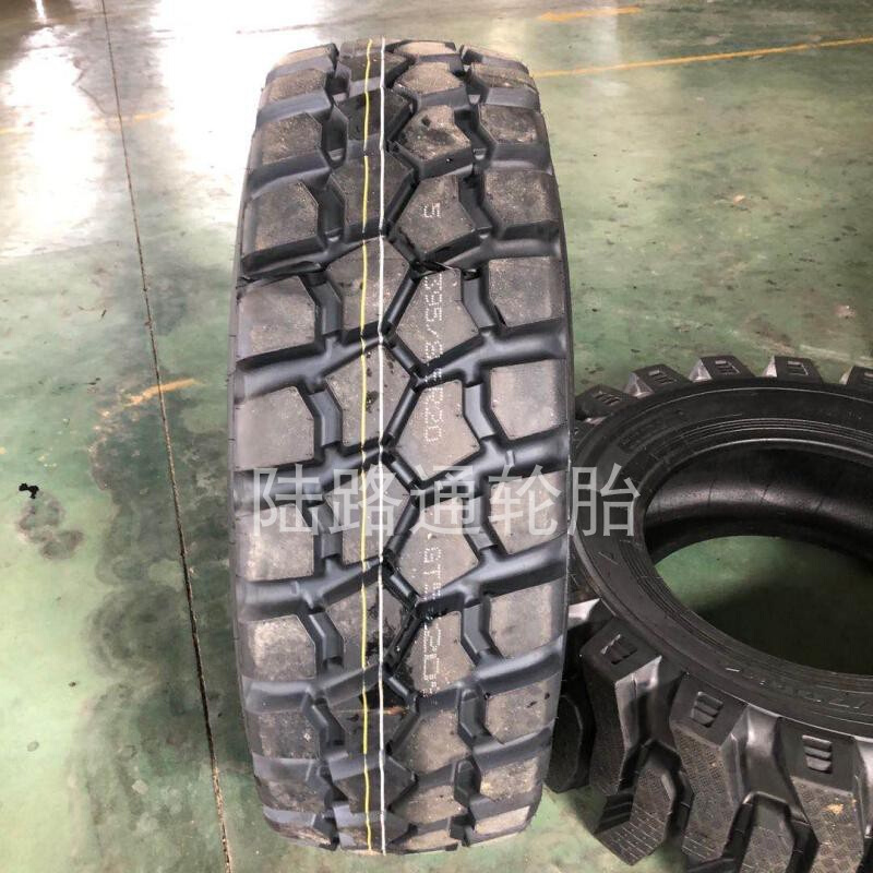 东风37x12.5R16.5 11R18 1400 12.5R20 黄海255/100R16越野车轮胎