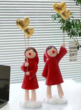 创意气球女孩家居摆件批发办公室玄关奢装饰轻电视柜桌面客厅摆设