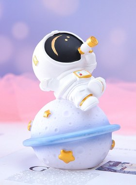 新品 太空人星球灯创意星际宇航员小夜灯男生桌面装饰摆件