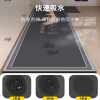 The new diatom mud wipeable, washable and absorbent special carpet floor mats for the kitchen are fully covered with waterproof and oil-proof kitchen floor mats.