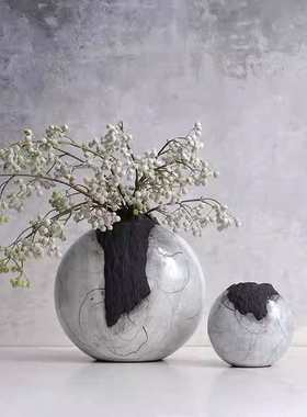 现代新中式复古陶瓷花瓶摆件样板间售楼处渔夫划船人物铜雕塑装饰