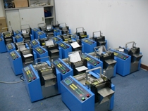 Heat-shrink pipe cutting machine cutting machine pvc bushing silicone rubber rubber pipe wire wire fixed-length cutting machine