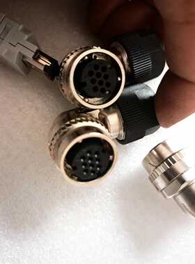 询价JZSPCVP0211.5E安川电机编码器线