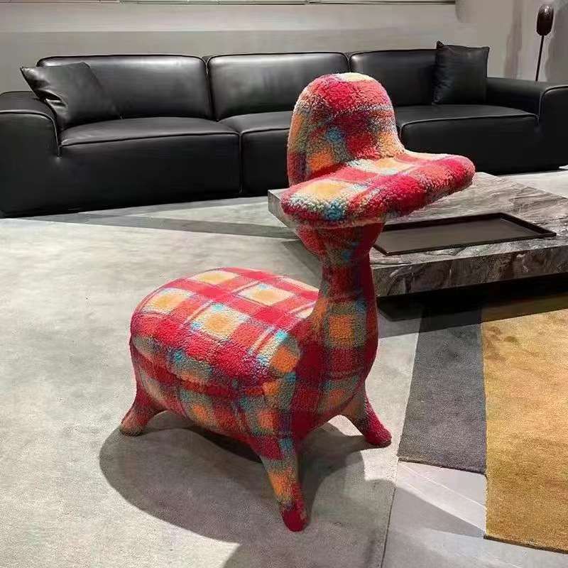 唐老鸭动物座凳手机椅客厅搭配凳子丑小鸭休闲椅中古美式小众设计,淘宝优惠券,粉丝福利购,淘宝优惠卷