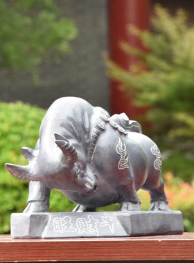 石雕石头青石牛摆件客厅门前生肖看门小石牛一对原石雕刻家居装饰