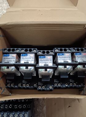 询价瑞联继电器，220V带底座15个，24v带底座13个，打