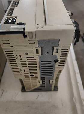 询价SGDV330A11A002000安川驱动器共2个