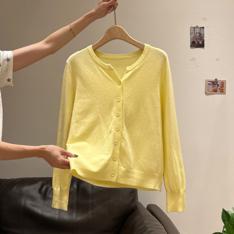 เสื้อคาร์ดิแกนถักนิตติ้ง คอรอบ แขนยาว สีแอปริคอต สไตล์เกาหลี สำหรับผู้หญิง ฤดูใบไม้ร่วงและฤดูหนาว 2026 ใหม่ ทรงหลวม รัดรูป