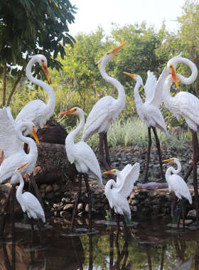 新户外仿真白鹭假山水池园区装饰摆件假动物玻璃钢雕塑大型鸟模型