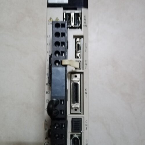要询价---安川五系400W伺服驱动器SGDV2R8A11B11A0维修590 - 图0