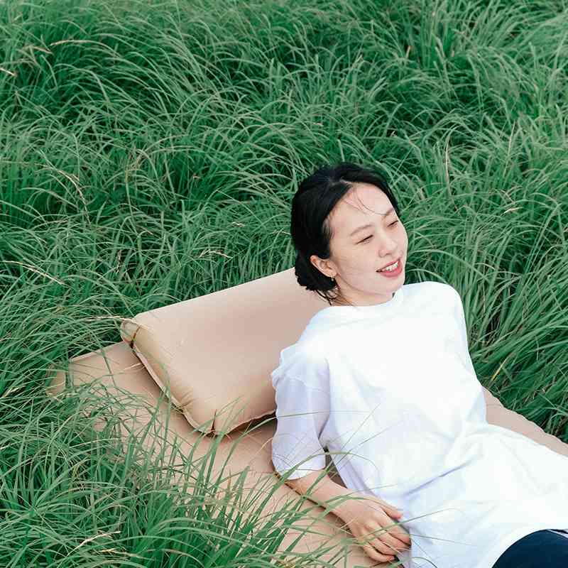 夏诺多吉自动充气睡防潮垫桃皮绒套地垫奶酪床垫垫加厚垫户外帐篷 - 图2