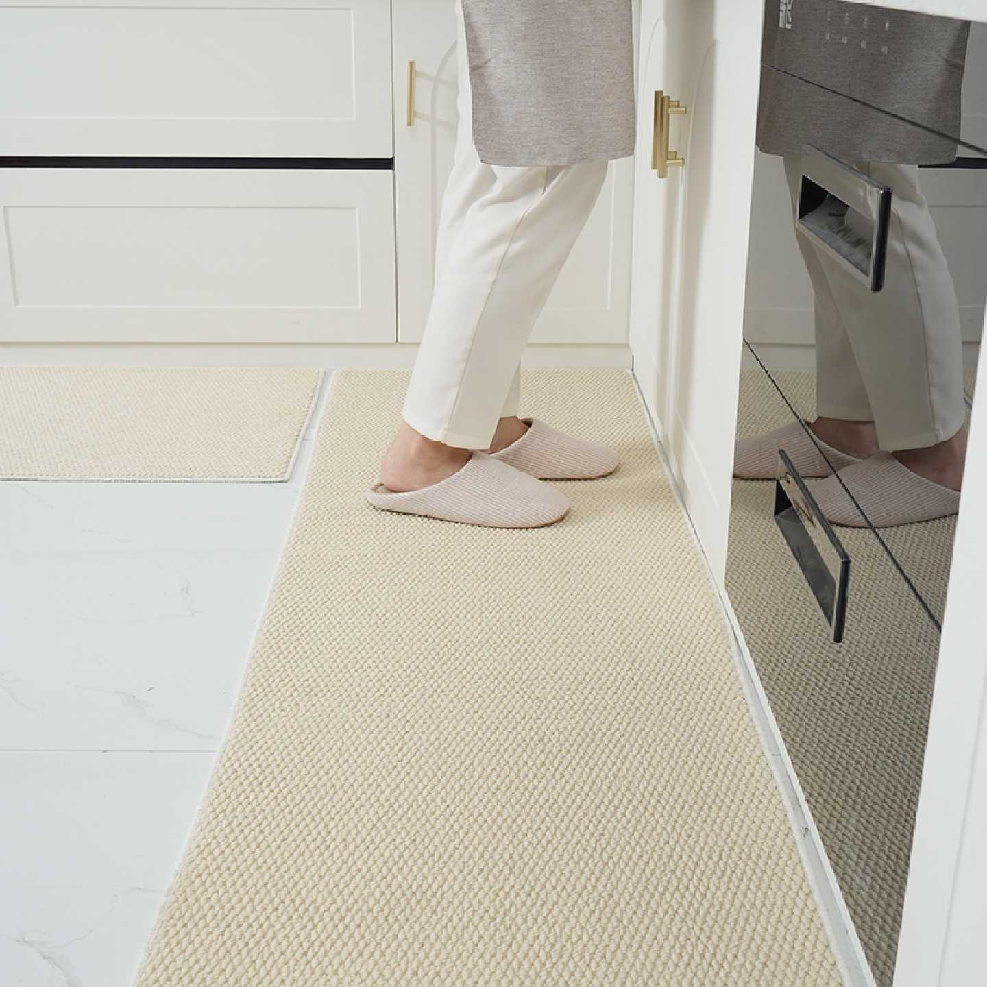 Kitchen floor mats are non-slip, oil-proof, waterproof, stain-proof, no-wash, dirt-resistant, entrance door mats, imitation sisal and jute strip carpets