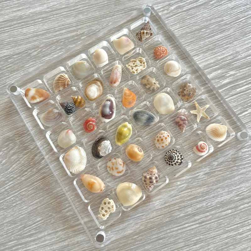 黄金首饰饰品收纳盒亚克力透明防氧化小金豆展示架便携收藏分格盒 - 图1