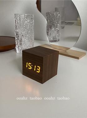 ooahz 早睡早起~木质桌面声控时钟 ins桌面摆件适合送朋友的闹钟