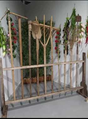 民俗老物件老农具摆件装饰木耙土搂铁锹扁担农庄影视道具农场农耕