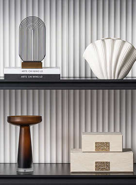 现代轻奢装饰品摆件小众高级感艺术品高档格调家居客厅办公室摆设