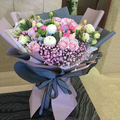 韩式混搭玫瑰绣球花束爱人生日表白武汉鲜花同城速递花店送花上门 虎窝淘