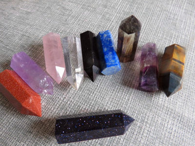 各种天然白水晶柱黑曜石青金石萤石金沙石虎眼石粉水晶柱厂家直销 虎窝淘