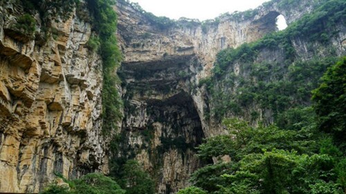 <span class='highlight'>织金</span>大峡谷，这里有让人惊艳的天坑