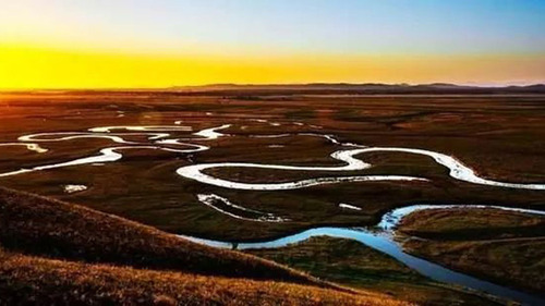 最美的风景永远都在路上，这个被上帝偏爱的缤纷多彩的秋天，走起