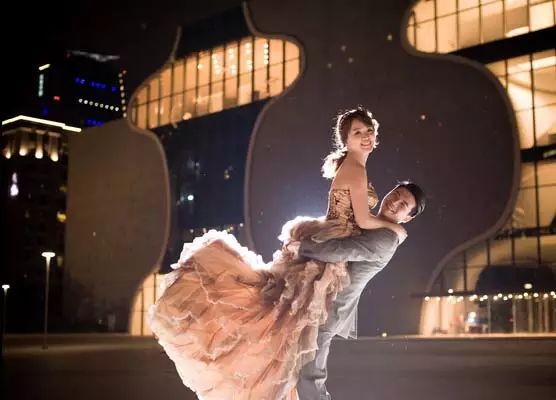 李晨与范冰冰求婚後第一件大事肯定是拍婚纱啦 盘点五大婚纱景点