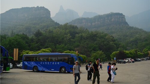 佛光山，去爱情石前叩首一拜