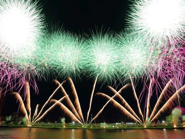18日本火花大会全攻略 最不容错过的夏夜浪漫