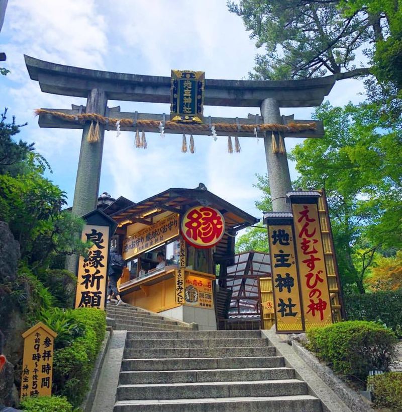 单身福地 求姻缘必去的京都五大恋爱神社