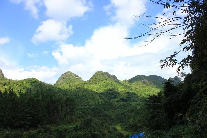 六盘水旅游攻略- 贵州六枝, 九洞桥、可布瀑布