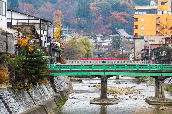 日语苦手的升龙道8日逐枫之旅 高山 白川乡 金泽 下吕 岐阜 名古屋