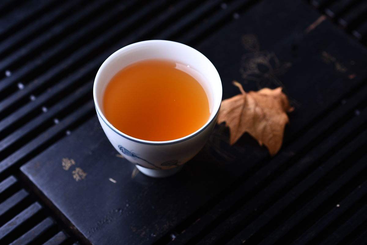 泡壶茶放飞思绪跟心灵对一会话