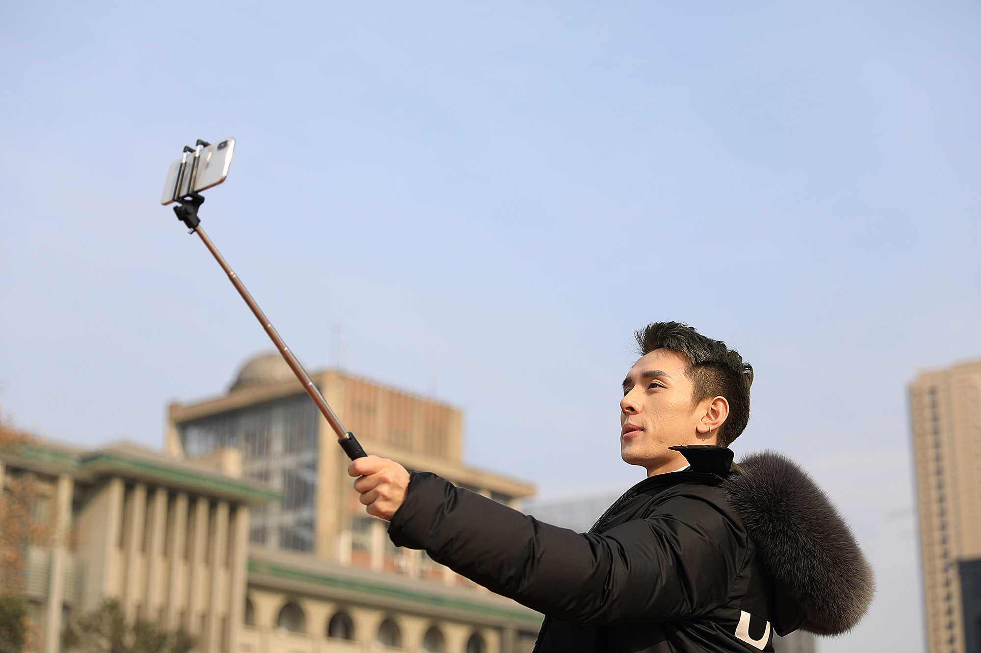 淘宝主播进大学校园授课:如何年薪千万