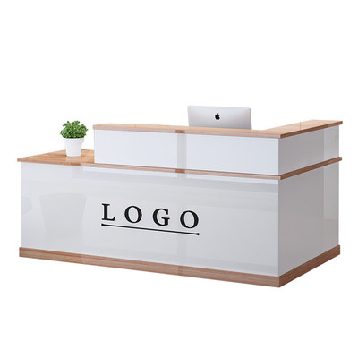 简约现代风烤漆转角定制前台柜