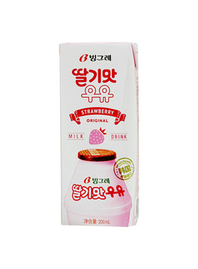 韩国进口宾格瑞香蕉草莓牛奶饮料