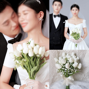 速发韩式 订婚证领新娘手捧手婚礼婚纱拍照道具郁金香花工混搭花束