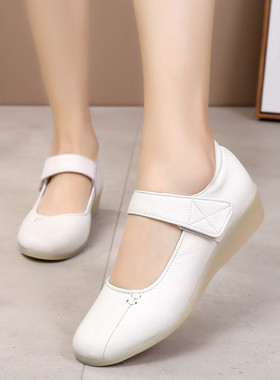 春季新款牛筋底小坡跟护士鞋白色工作鞋E真皮女单鞋小码32 33 34