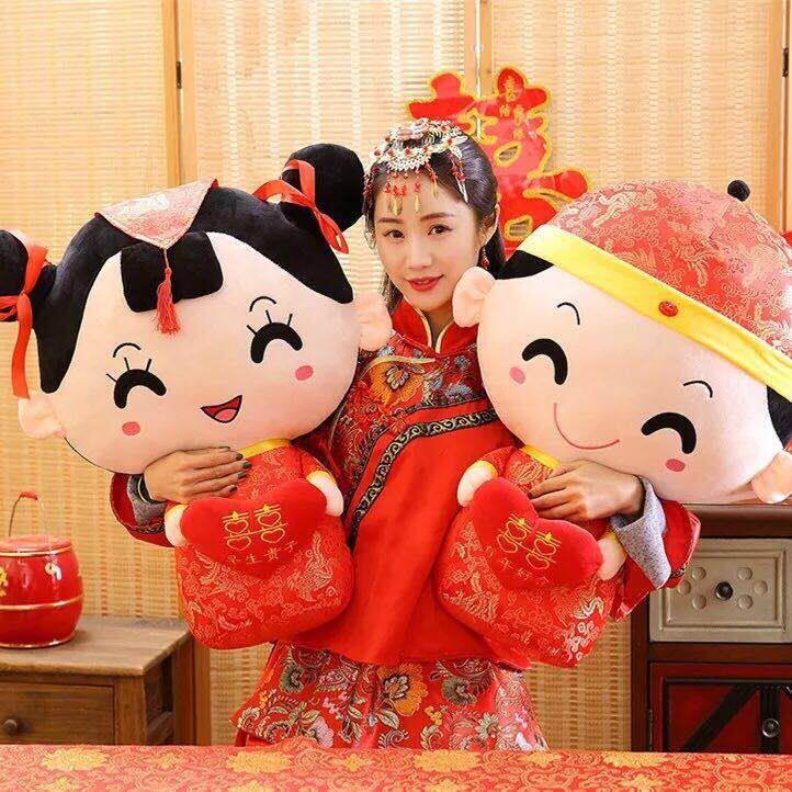 现货速发结婚婚礼创意毛绒压床娃娃一对婚庆用品抱枕新郎新娘人偶