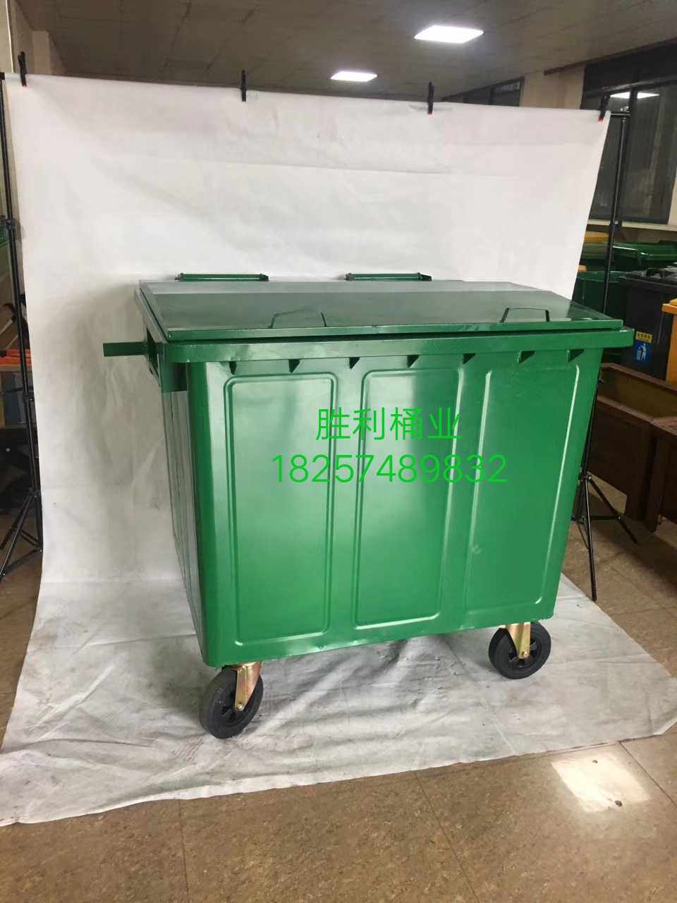 1100升铁质垃圾桶户外1100升垃圾桶户J外垃圾桶大号环卫挂车垃圾